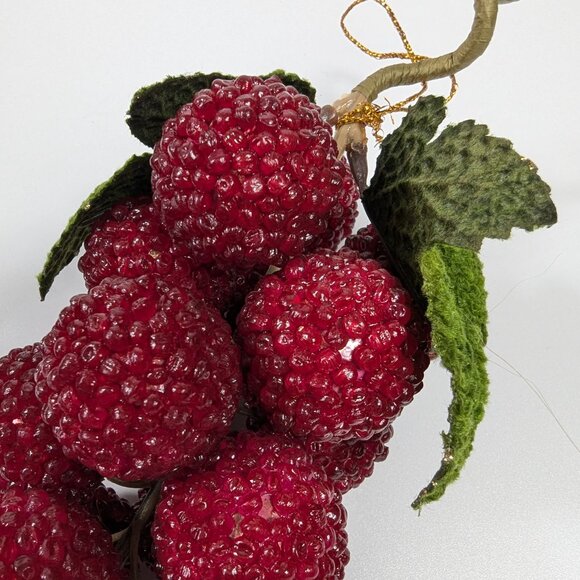 Vintage Beaded Raspberry Bunch Decorative Fruit - Picture 4 of 7